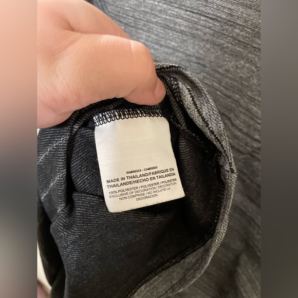 ✨Women’s Nike Golf Dri Fit Top Size M - Picture 8 of 8